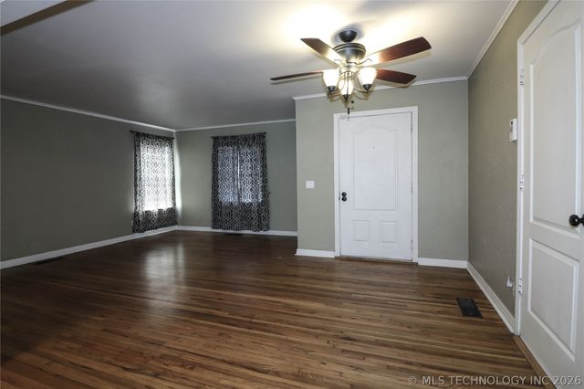 4227 S Rockford Avenue, Tulsa, OK 74105