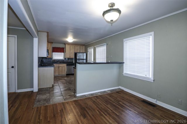 4227 S Rockford Avenue, Tulsa, OK 74105