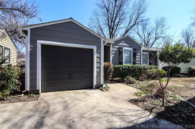 4227 S Rockford Avenue, Tulsa, OK 74105