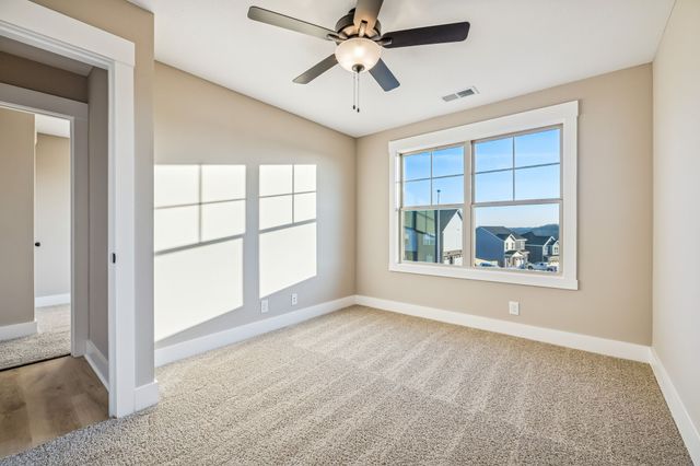 365 Cardinal Creek, Clarksville, TN 37040