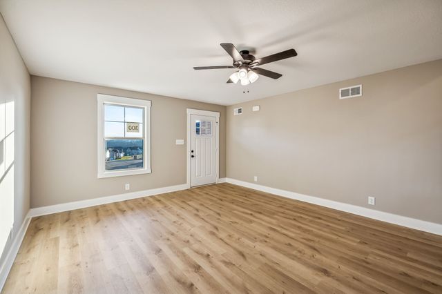 365 Cardinal Creek, Clarksville, TN 37040