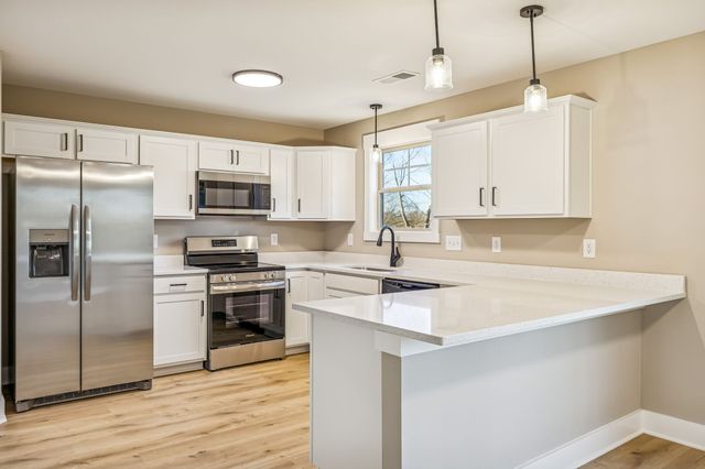 365 Cardinal Creek, Clarksville, TN 37040