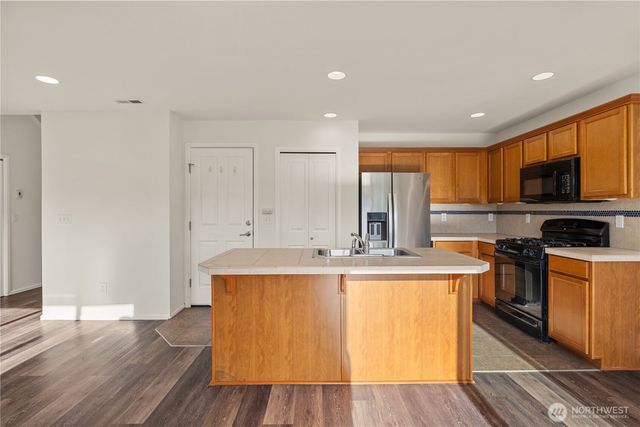 7240 287th Street NW, Stanwood, WA 98292