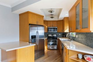 832 PALM Avenue 105, West Hollywood, CA 90069