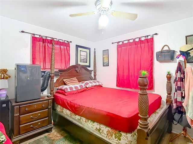5942 20TH STREET, Zephyrhills, FL 33542
