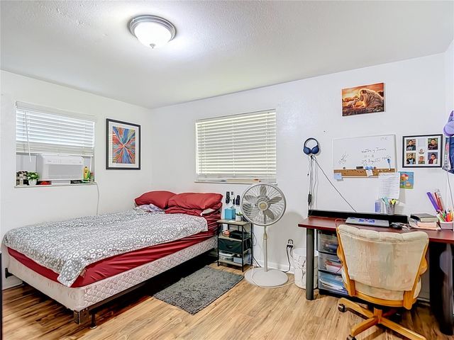5942 20TH STREET, Zephyrhills, FL 33542