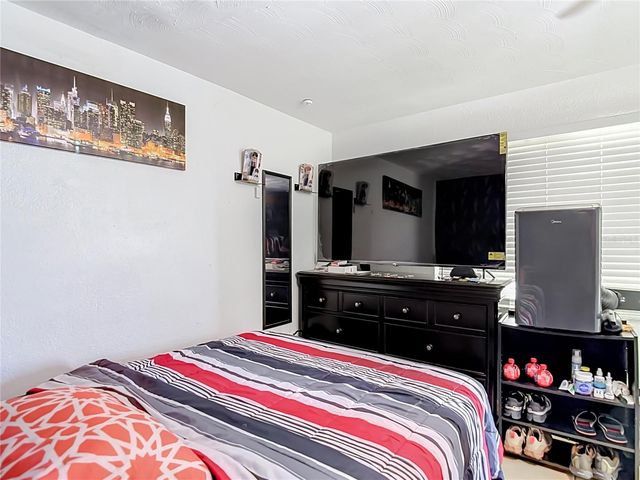 5942 20TH STREET, Zephyrhills, FL 33542