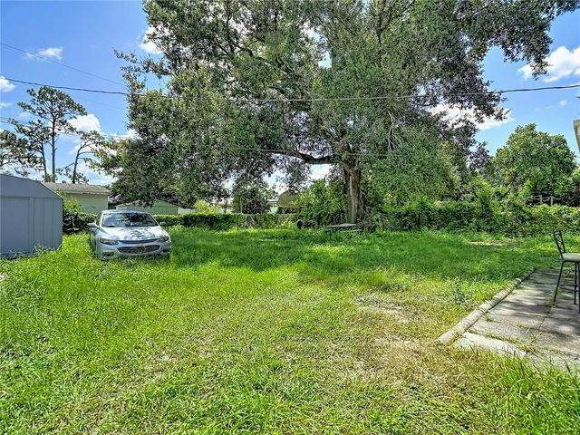 5942 20TH STREET, Zephyrhills, FL 33542