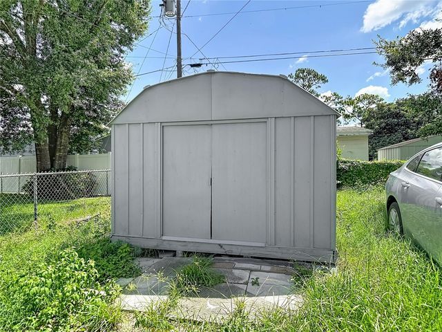 5942 20TH STREET, Zephyrhills, FL 33542