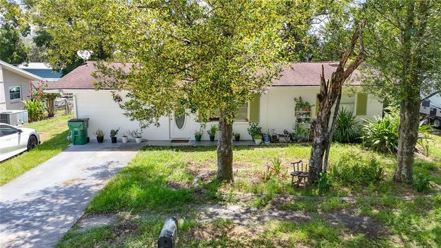 5942 20TH STREET, Zephyrhills, FL 33542