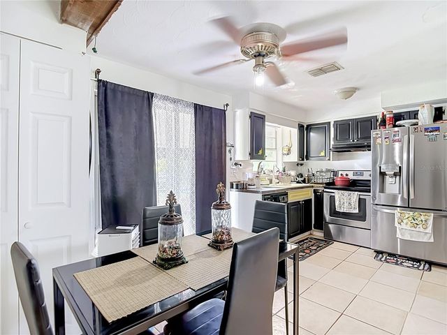 5942 20TH STREET, Zephyrhills, FL 33542