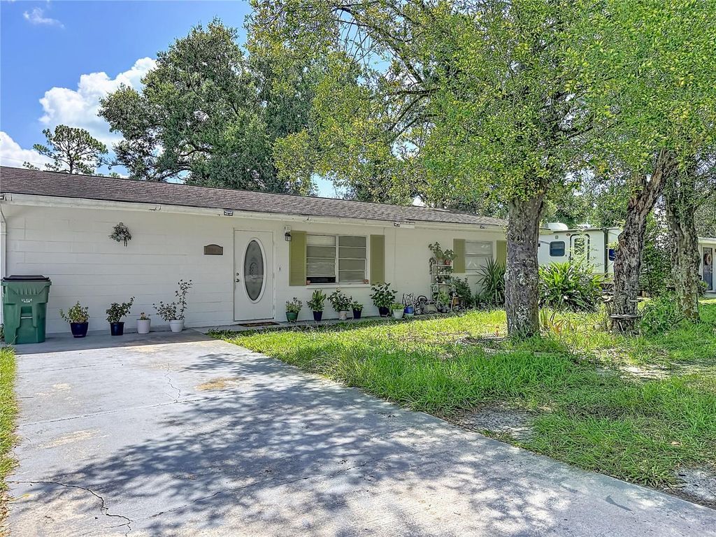 5942 20TH STREET, Zephyrhills, FL 33542