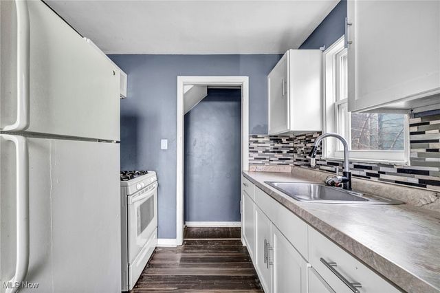 15404 Fernway Drive, Maple Heights, OH 44137