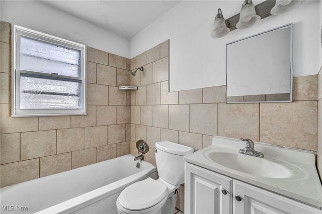 15404 Fernway Drive, Maple Heights, OH 44137