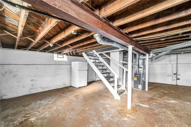 15404 Fernway Drive, Maple Heights, OH 44137