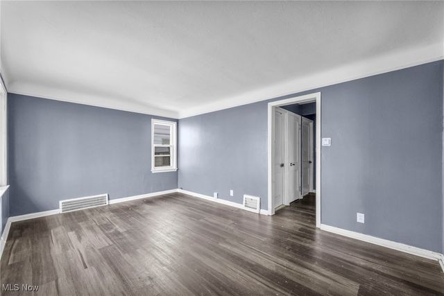 15404 Fernway Drive, Maple Heights, OH 44137