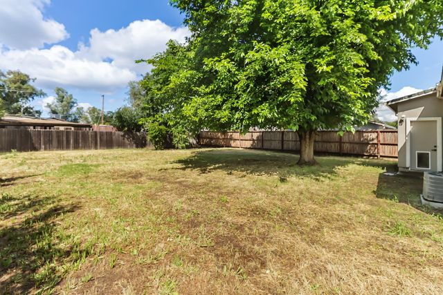 521 Exchange St, Sacramento, CA 95838