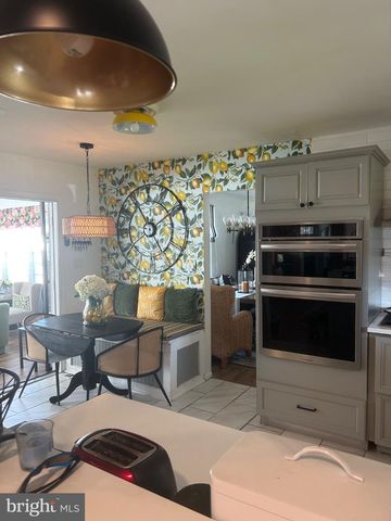 635 WILBY RD, Sicklerville, NJ 08081