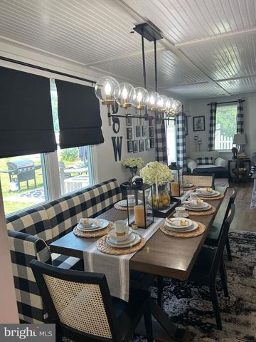 635 WILBY RD, Sicklerville, NJ 08081