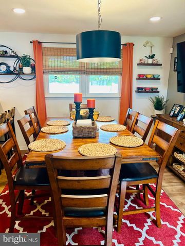 635 WILBY RD, Sicklerville, NJ 08081