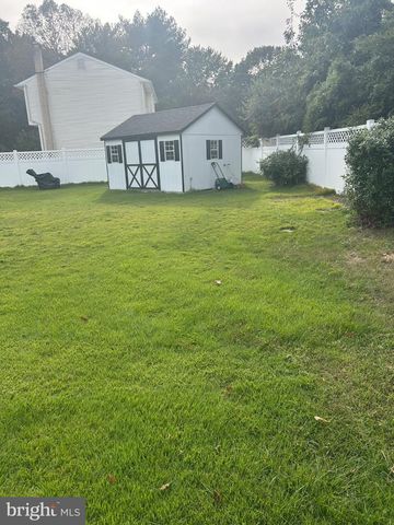 635 WILBY RD, Sicklerville, NJ 08081