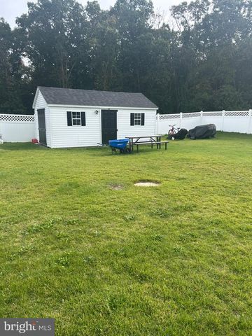 635 WILBY RD, Sicklerville, NJ 08081