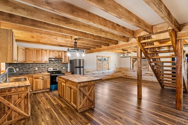 2769 County Rd 255, Westcliffe, CO 81252