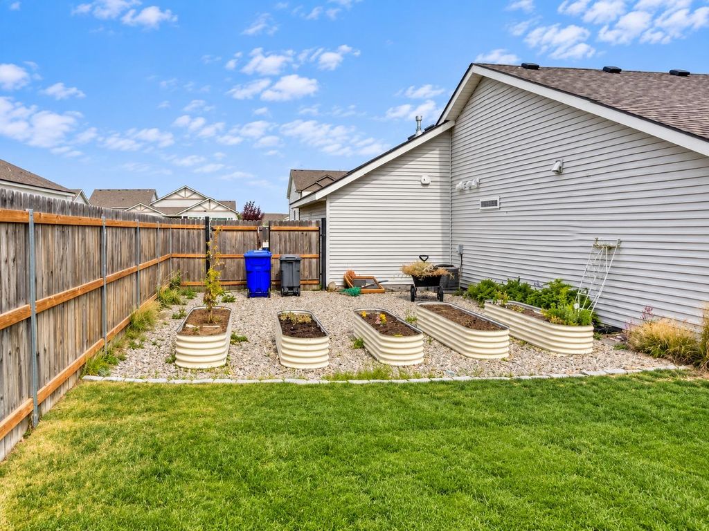 13001 W 2 nd Ave, Airway Heights, WA 99001 photo 3