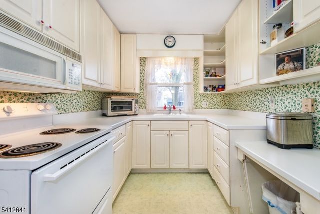 821 Milton Blvd, Rahway City, NJ 07065