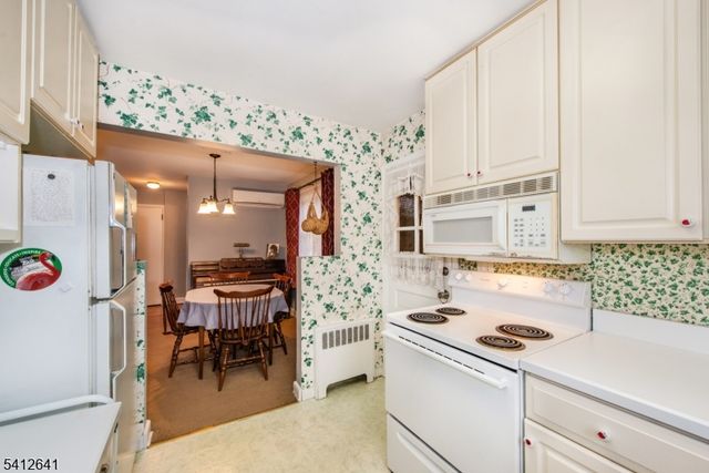 821 Milton Blvd, Rahway City, NJ 07065