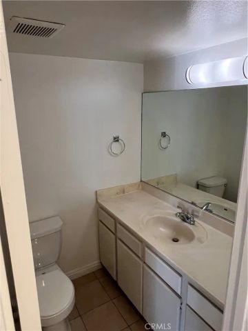 711 W Duarte F, Monrovia, CA 91016