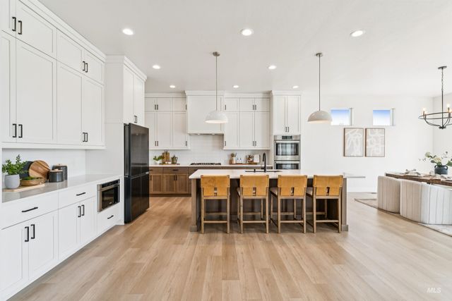 6112 S Phoebe Pl, Meridian, ID 83642