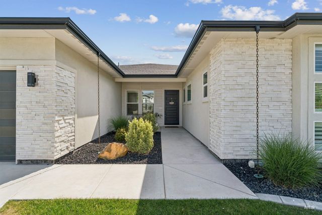 6112 S Phoebe Pl, Meridian, ID 83642