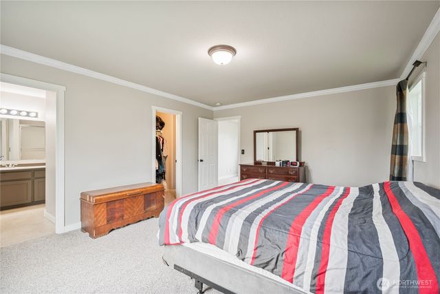 1828 Schneiter Drive, Longview, WA 98632