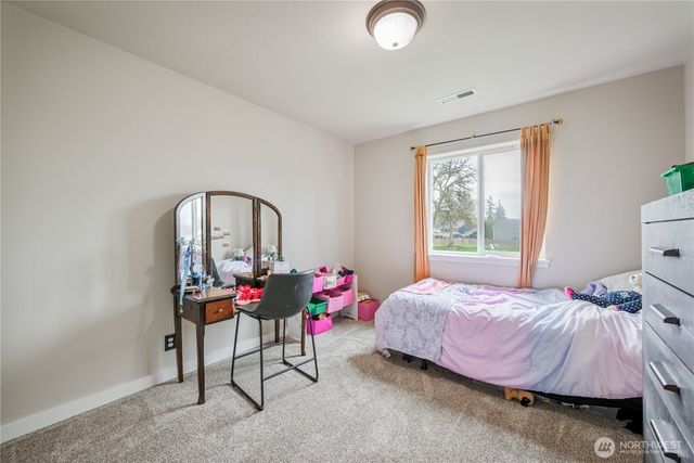 1828 Schneiter Drive, Longview, WA 98632