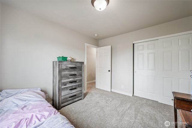 1828 Schneiter Drive, Longview, WA 98632