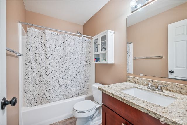1828 Schneiter Drive, Longview, WA 98632