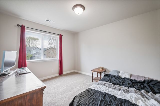1828 Schneiter Drive, Longview, WA 98632