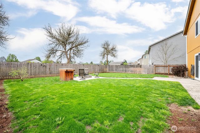 1828 Schneiter Drive, Longview, WA 98632