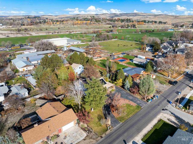 10466 Arnold, Boise, ID 83714