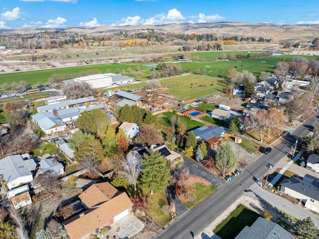 10466 Arnold, Boise, ID 83714