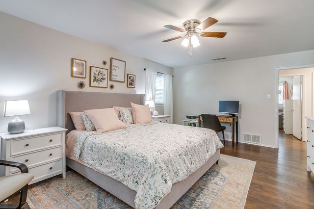 228 Aquilla Drive, Lakeside, TX 76108