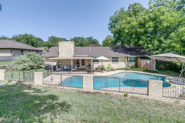 228 Aquilla Drive, Lakeside, TX 76108