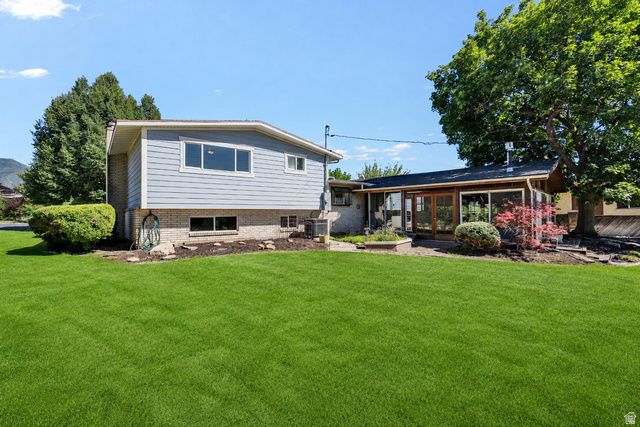 1652 LAKEWOOD DR, Orem, UT 84058