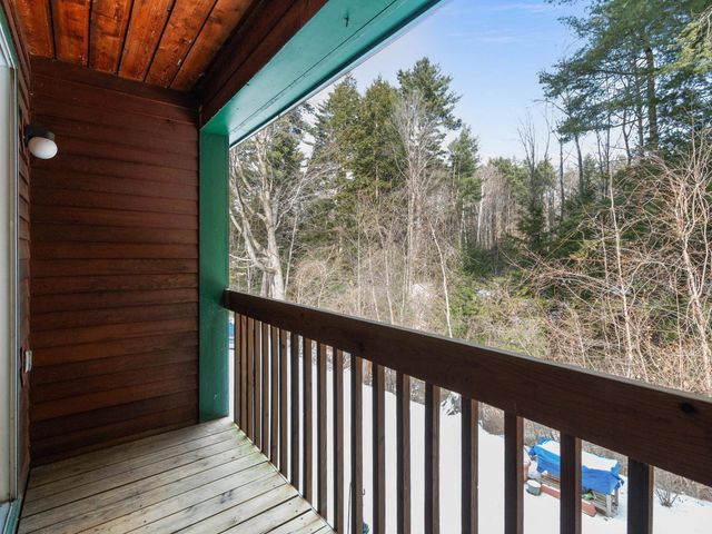 310 Bay Crest Drive, South Burlington, VT 05403