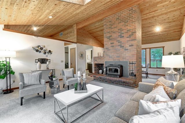 9901 NE 32nd Street, Bellevue, WA 98004