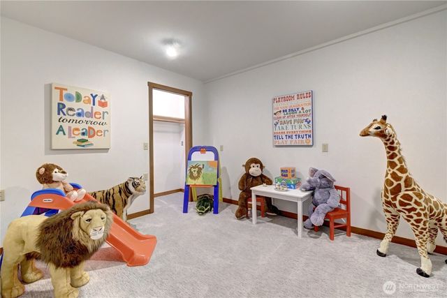 9901 NE 32nd Street, Bellevue, WA 98004