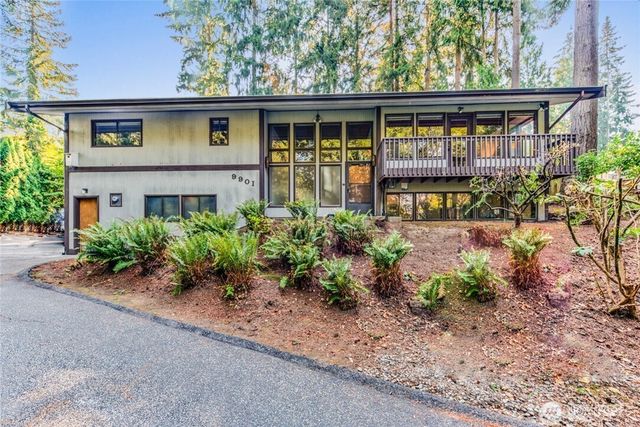 9901 NE 32nd Street, Bellevue, WA 98004