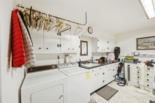 3421 SE 8th Street, Des Moines, IA 50315