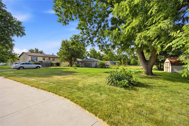 3421 SE 8th Street, Des Moines, IA 50315